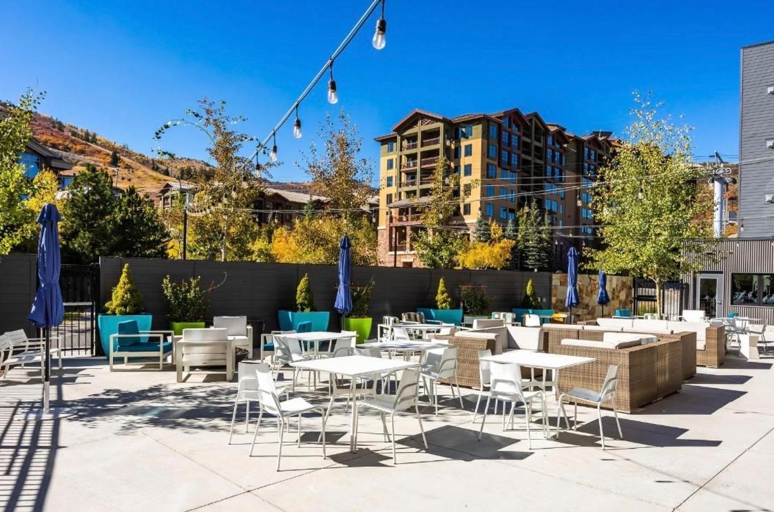بارك سيتي Slope Side Studio In The Heart Of Canyons Village With Heated Pool & Hot Tub! المظهر الخارجي الصورة